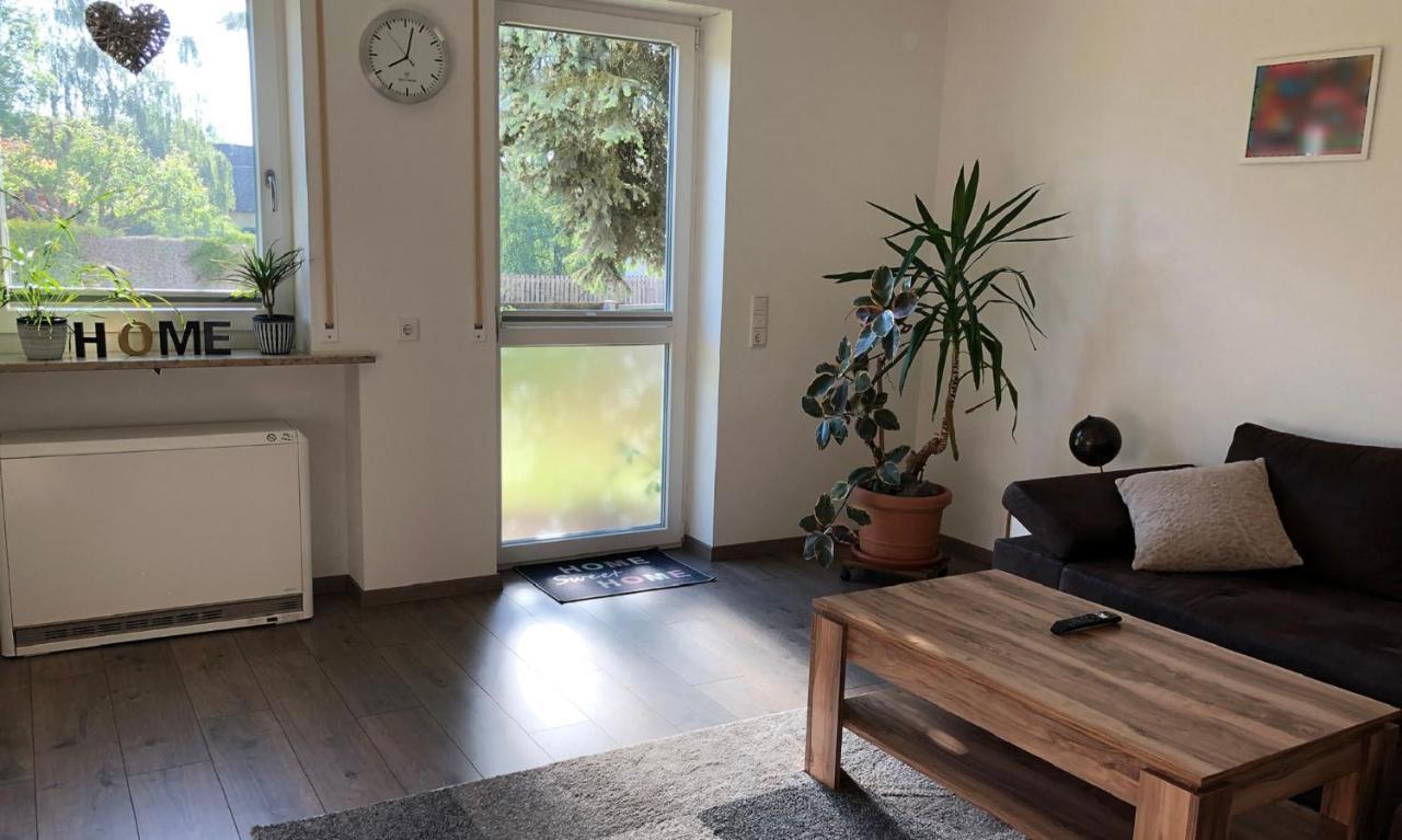 Burgauer Fewo Buitenkant foto