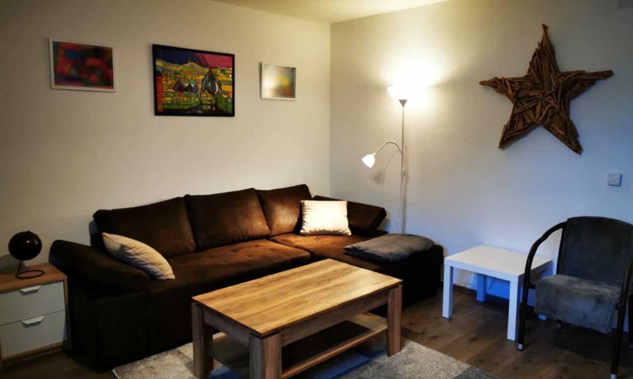 Burgauer Fewo Buitenkant foto