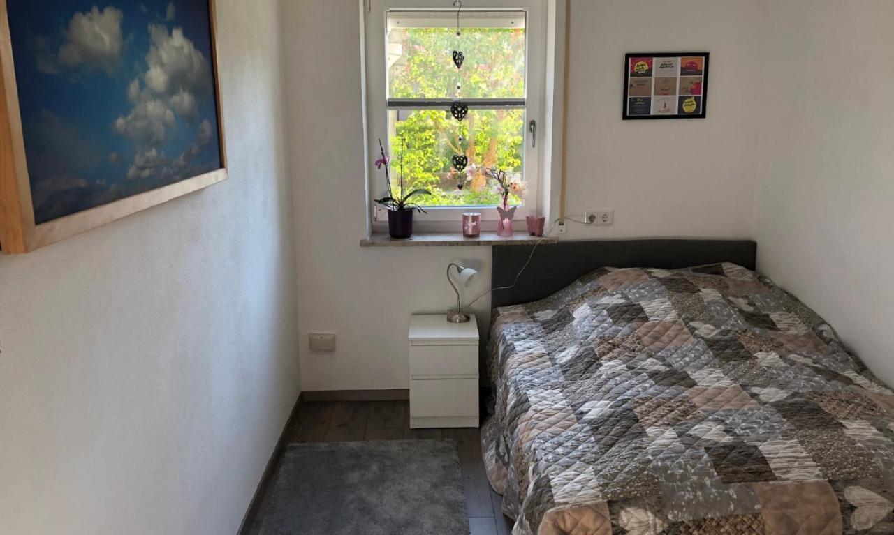 Burgauer Fewo Buitenkant foto