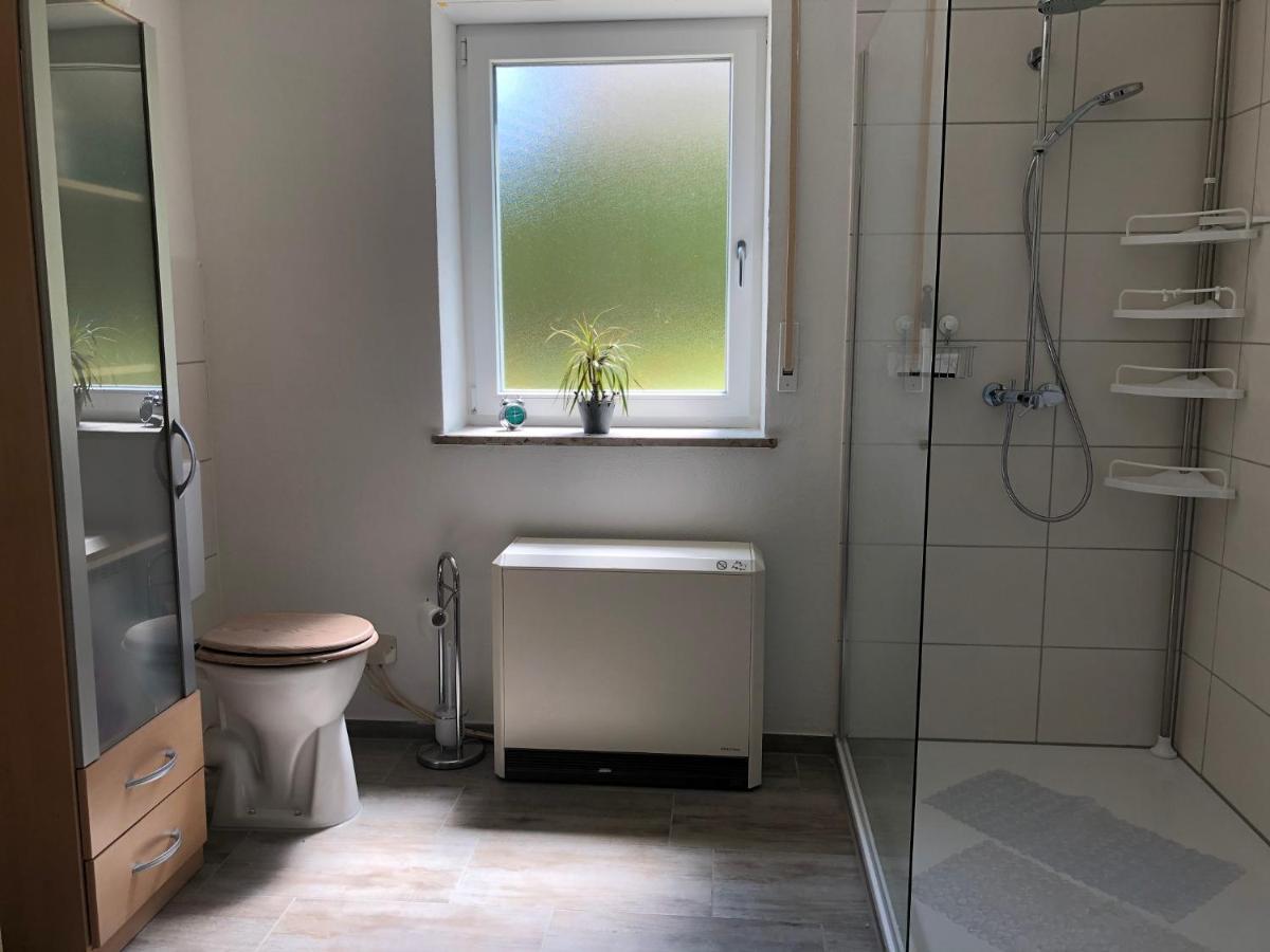 Burgauer Fewo Buitenkant foto